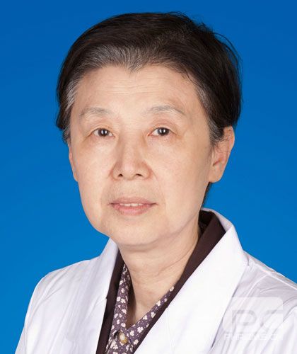 初宪华